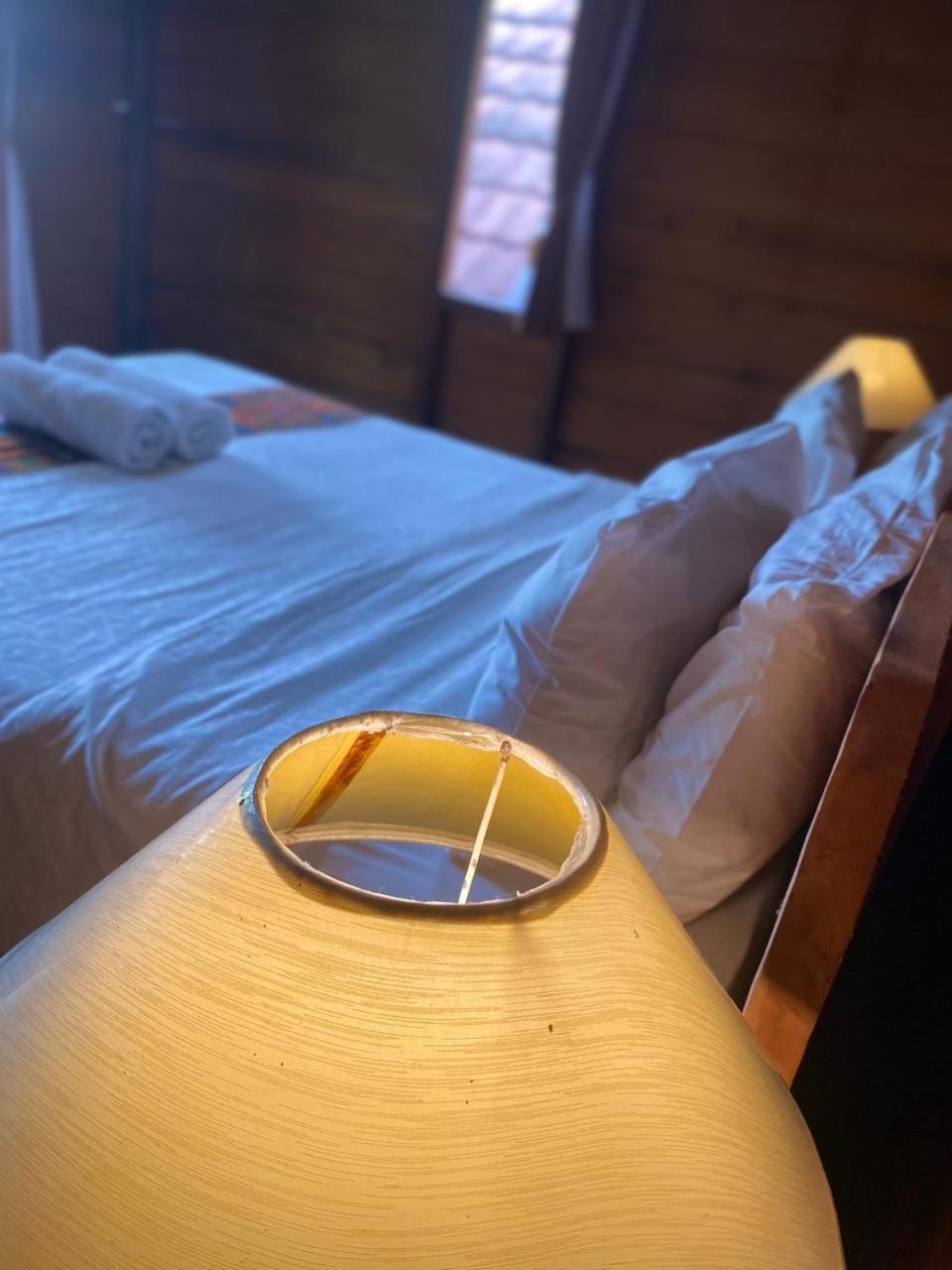 Uma D'Nyuh Homestay Singaraja Extérieur photo