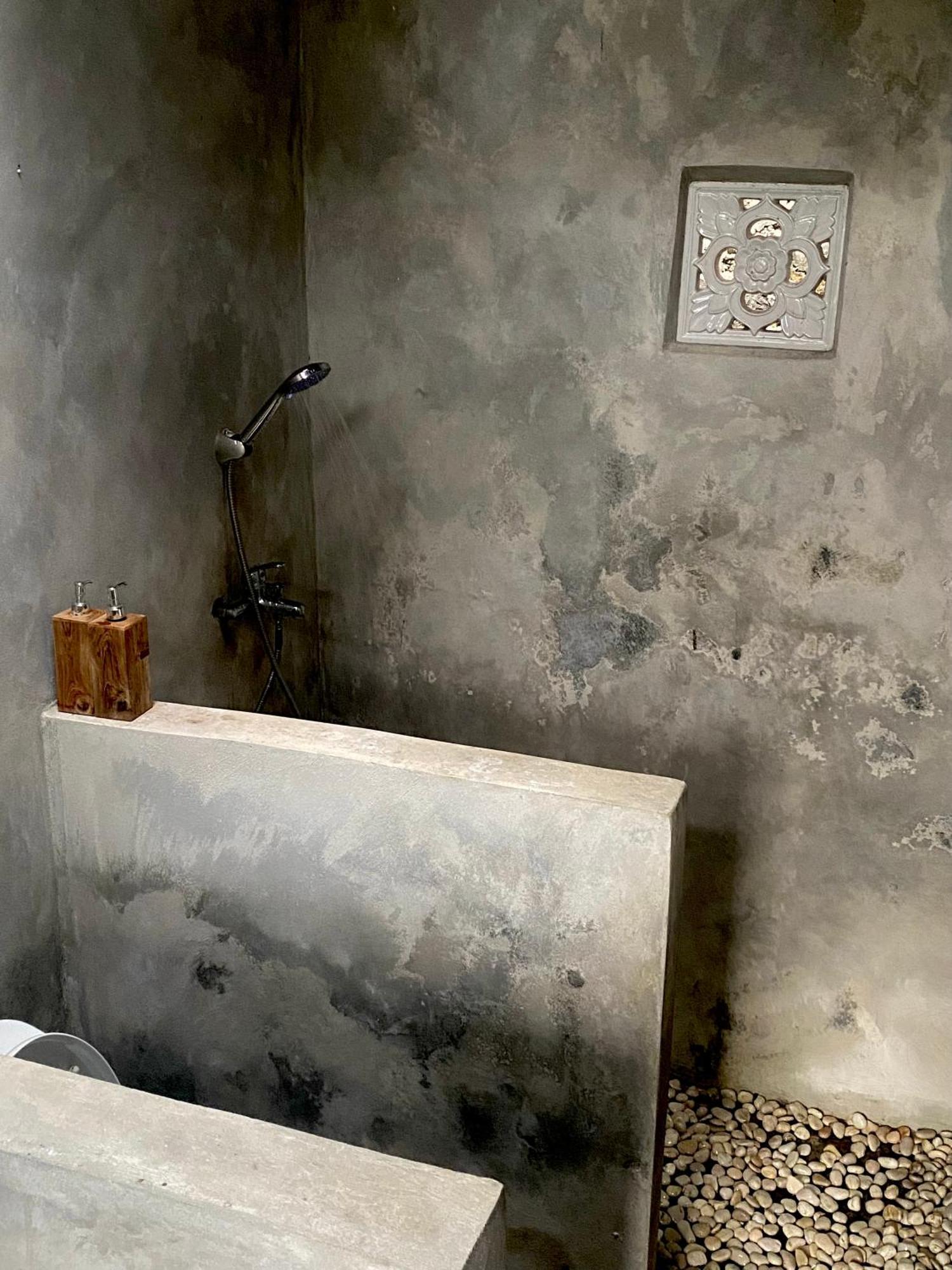 Uma D'Nyuh Homestay Singaraja Extérieur photo